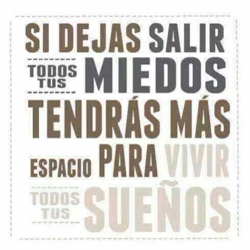 603974_597403796975706_454173707_n